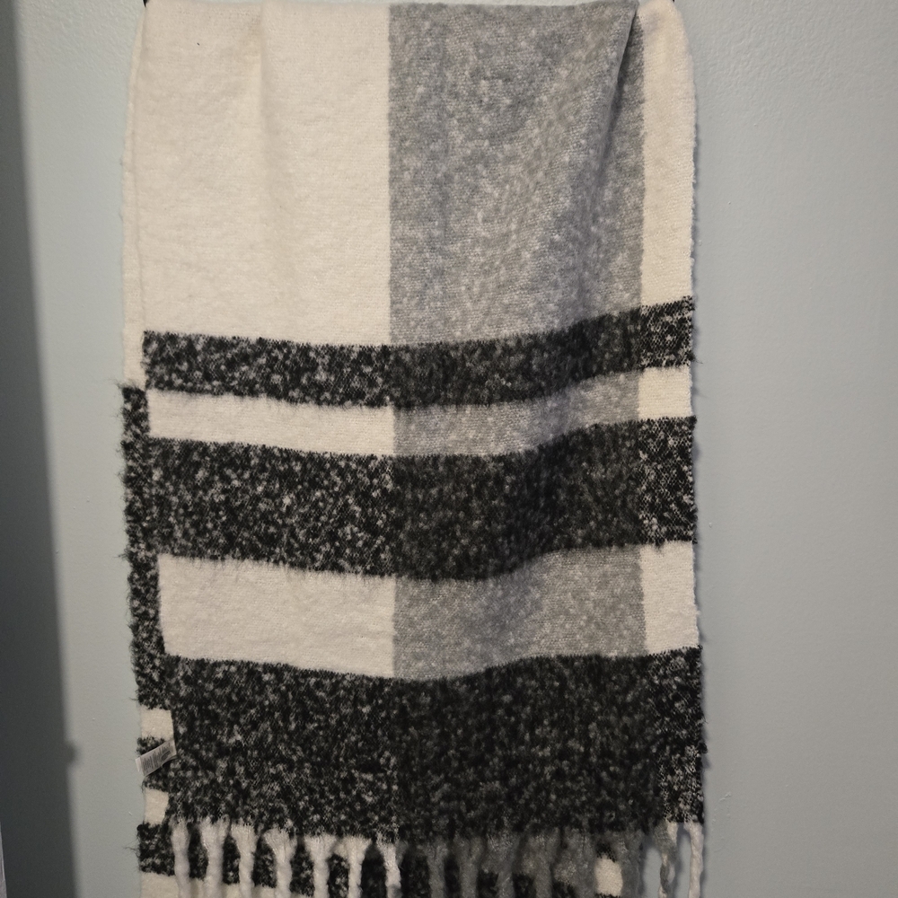 Calvin Klein Blanket Scarf